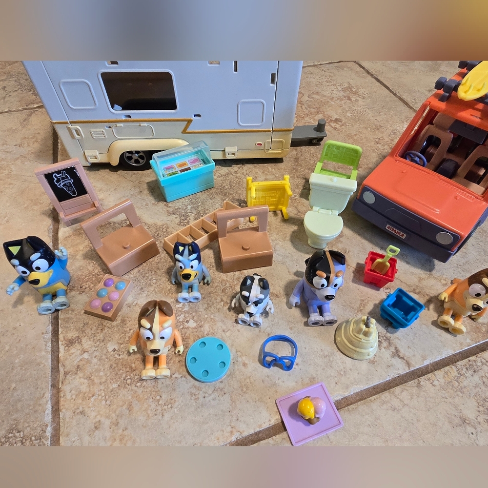 Blue and Multicolor Puppy Playset Figures and Accessories - Kids Toys